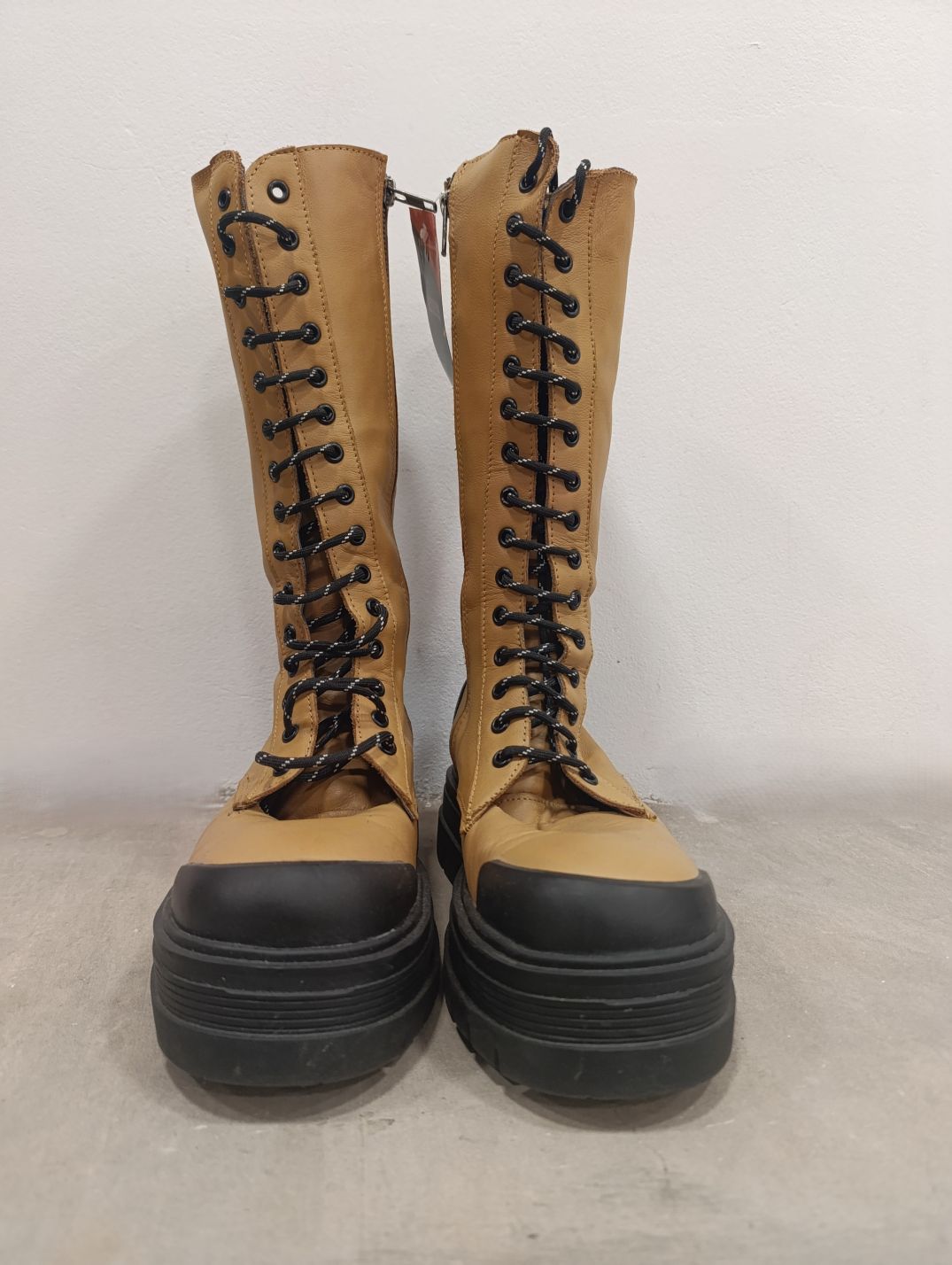 BORCEGOS CUERO - SARKANY, imagen 4 de 4