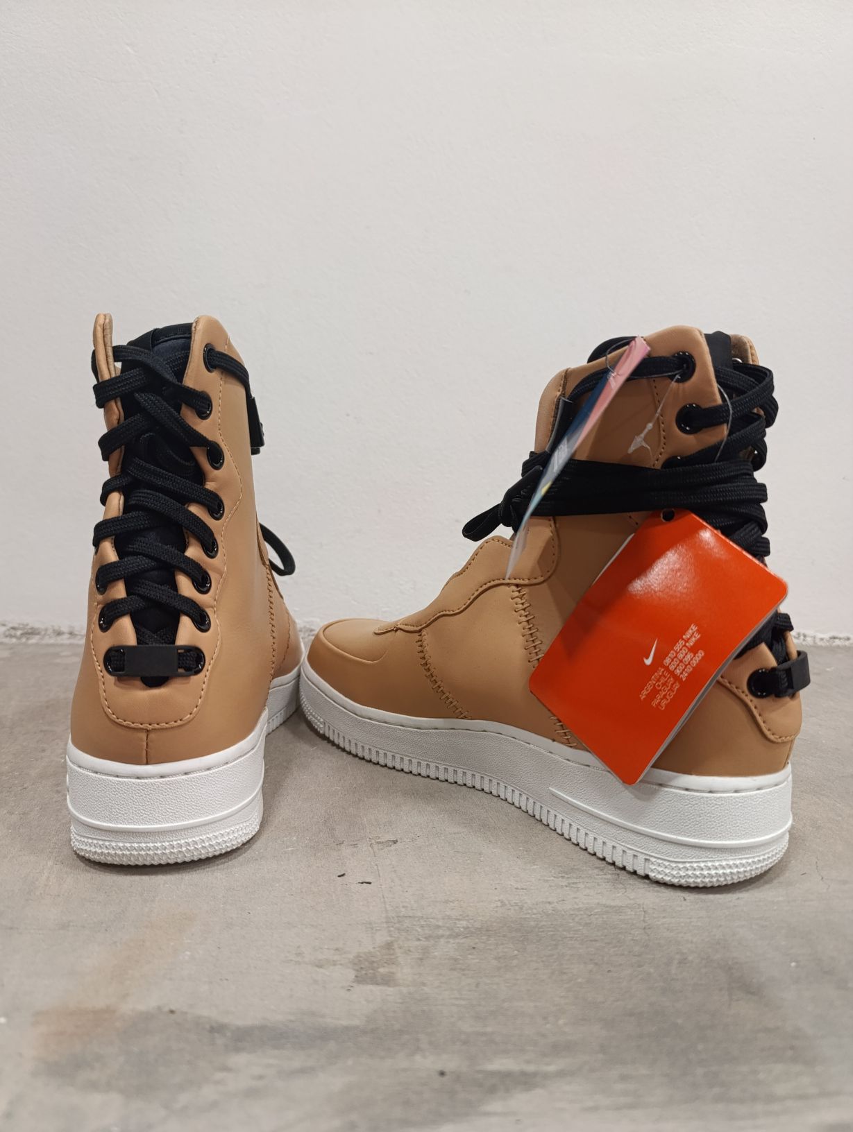 ZAPATILLAS - NIKE (NUEVAS CON ETIQUETA), imagen 3 de 4